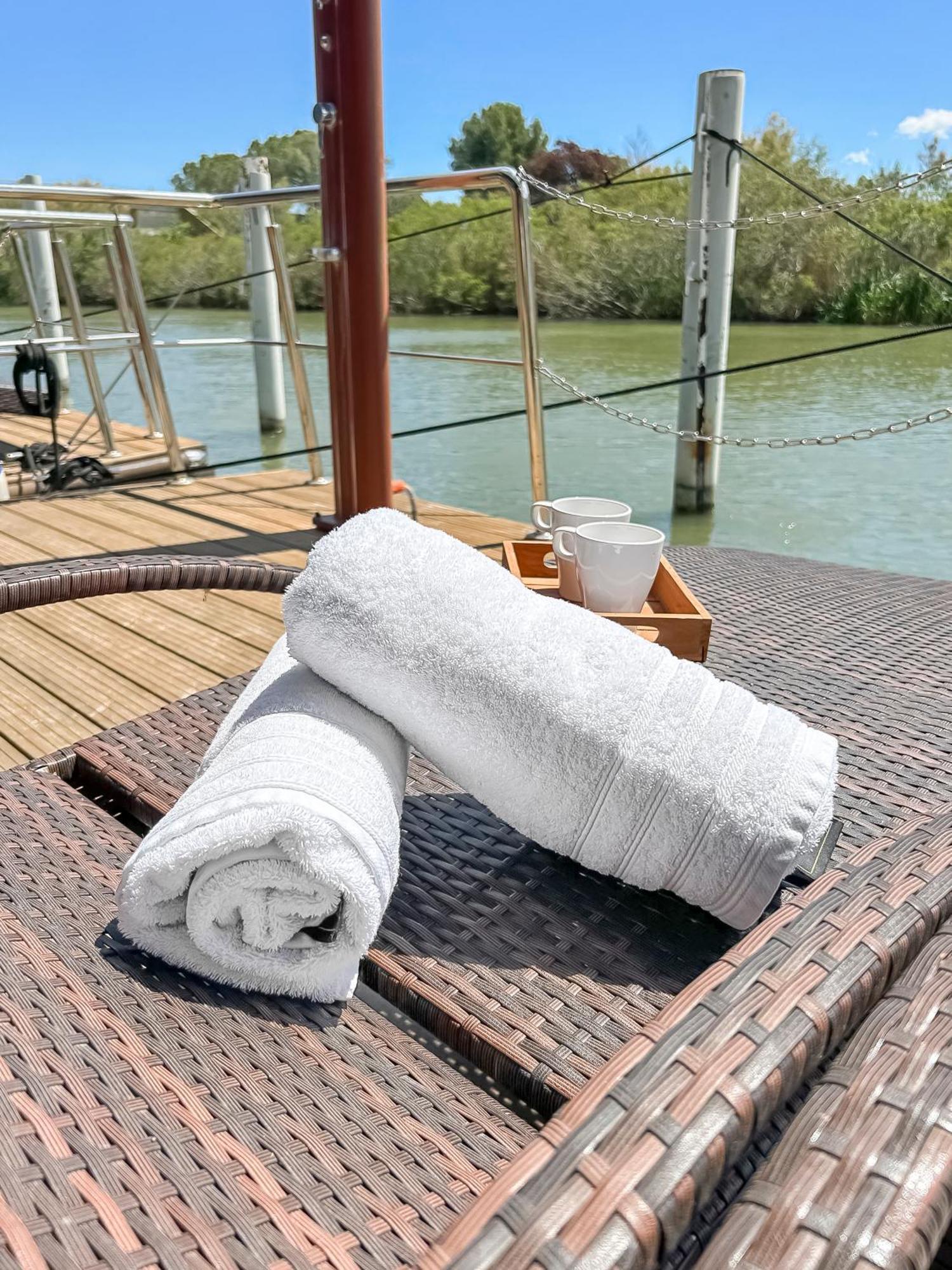 فندق Sejour Unique Sur Un Bateau "Marius" فاوفيرت المظهر الخارجي الصورة